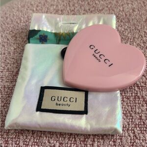 Gucci Beauty Pink Heart Compact